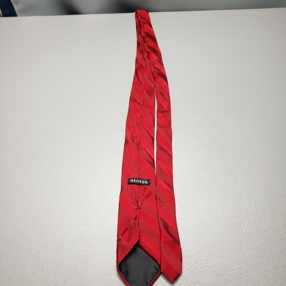 George mens red tie - Picture 3 of 6